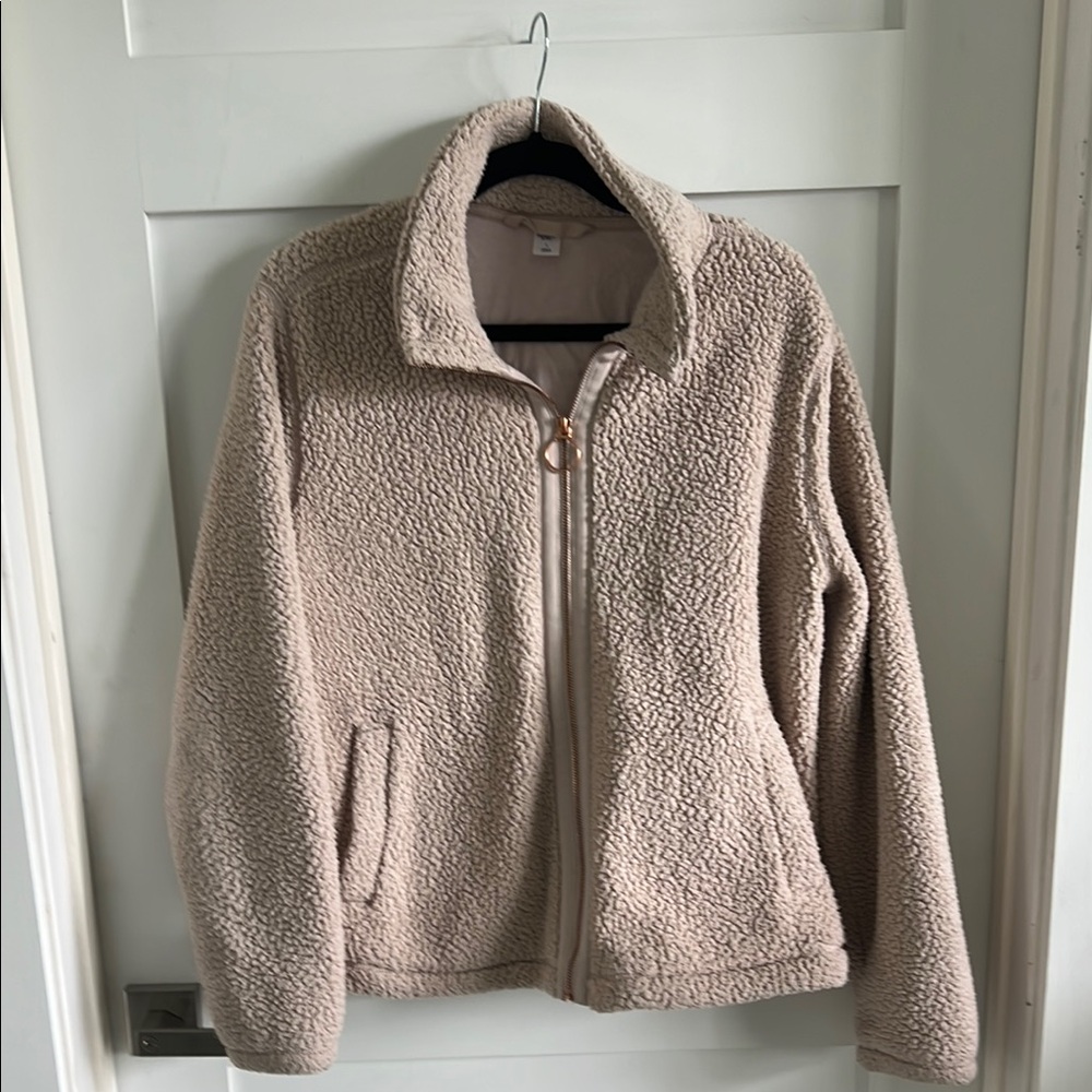 Old Navy dusty pink Teddy Jacket with High Collar and Zip-Up Design Size Large